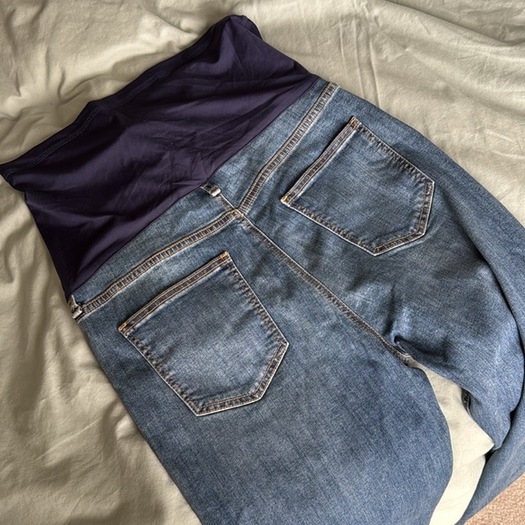 PinkBlush Maternity Skinny Jeans - Picture 3 of 4